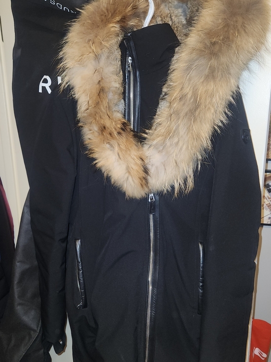 RUDSAK Jackets & Blazers - RUDSAK Black Quilted Jacket with Faux Fur Trim